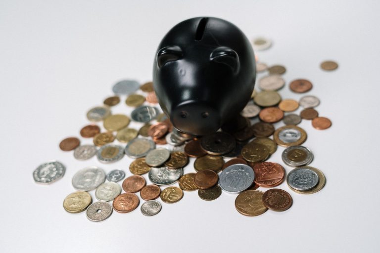 Cupom de desconto realmente reduz gastos? Descubra como economizar de verdade
